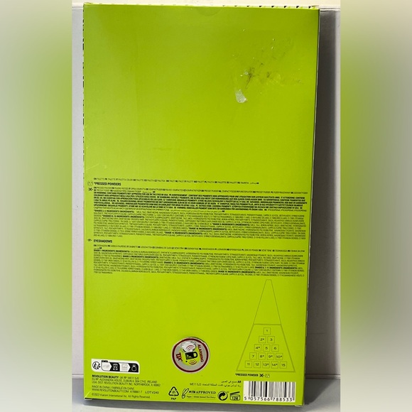 REVOLUTION MAKEUP REVOLUTION LONDON Emily In Paris Eyeshadow Palette - Picture 4 of 4